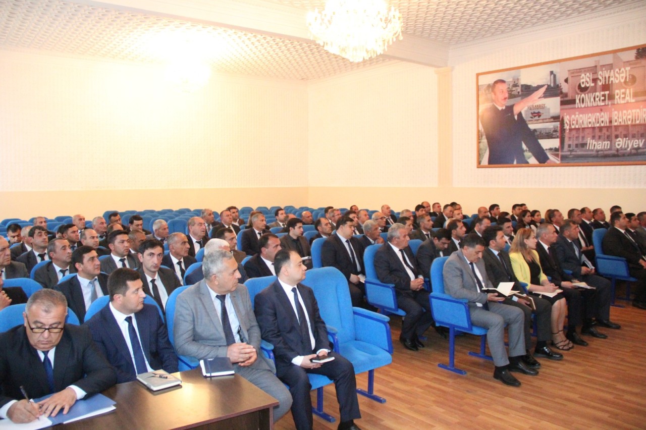 Goranboy rayon İcra Hakimiyyəti başçısı yanında Şuranın növbəti iclası keçirilib - FOTOLAR
